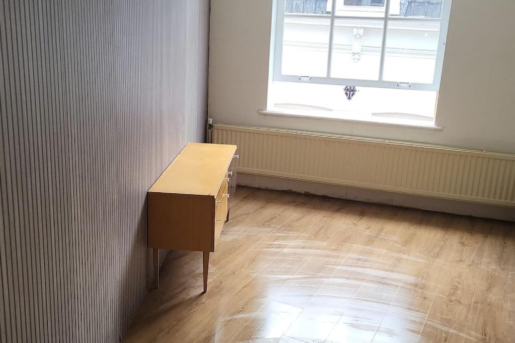 Grote Bovenwoning Appartement *